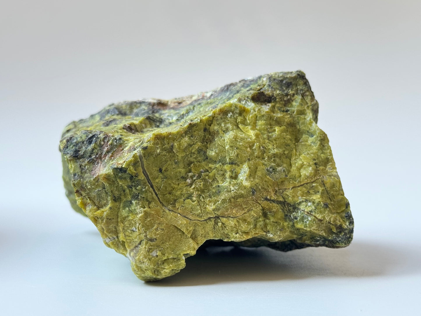 Green Opal, Raw
