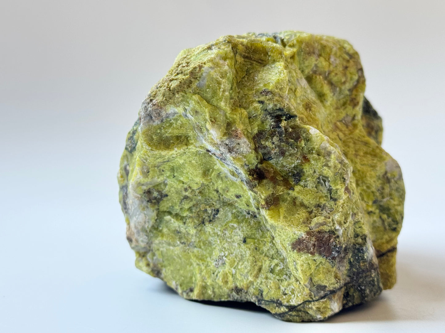Green Opal, Raw