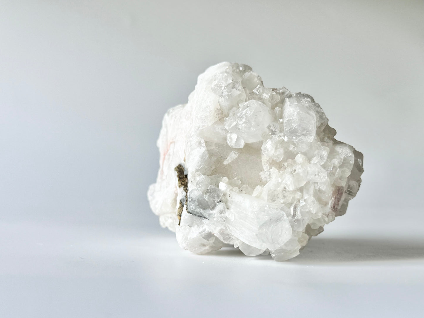 Apophyllite with Peach Stilbite