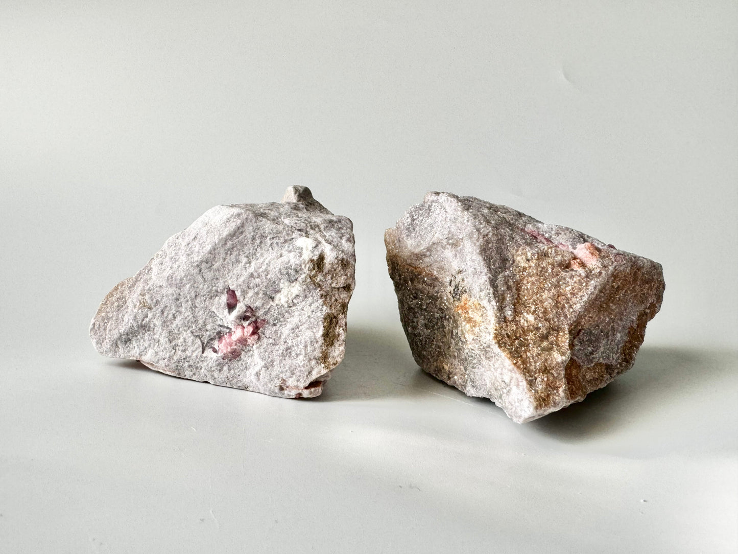 Unicorn Stone, Raw