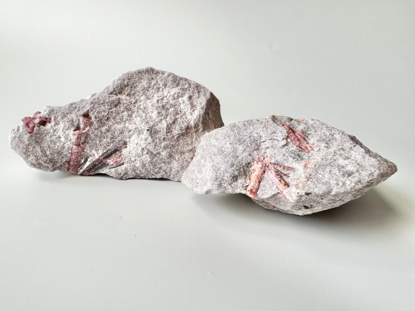 Unicorn Stone, Raw