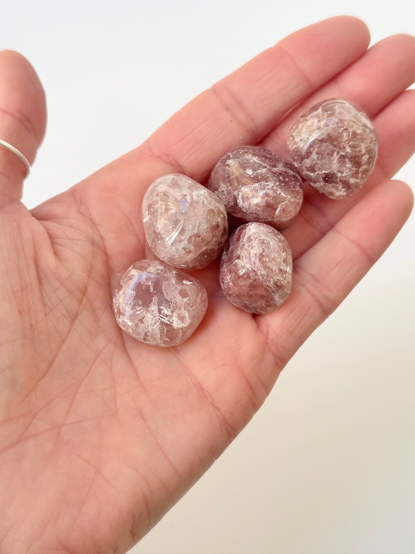 Strawberry Quartz Tumble