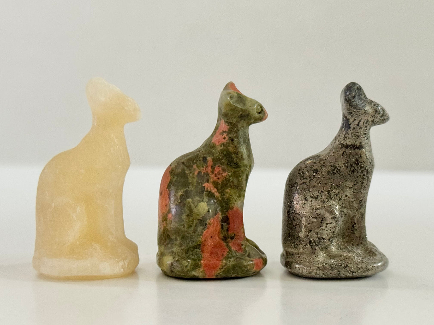sphinx mini carving