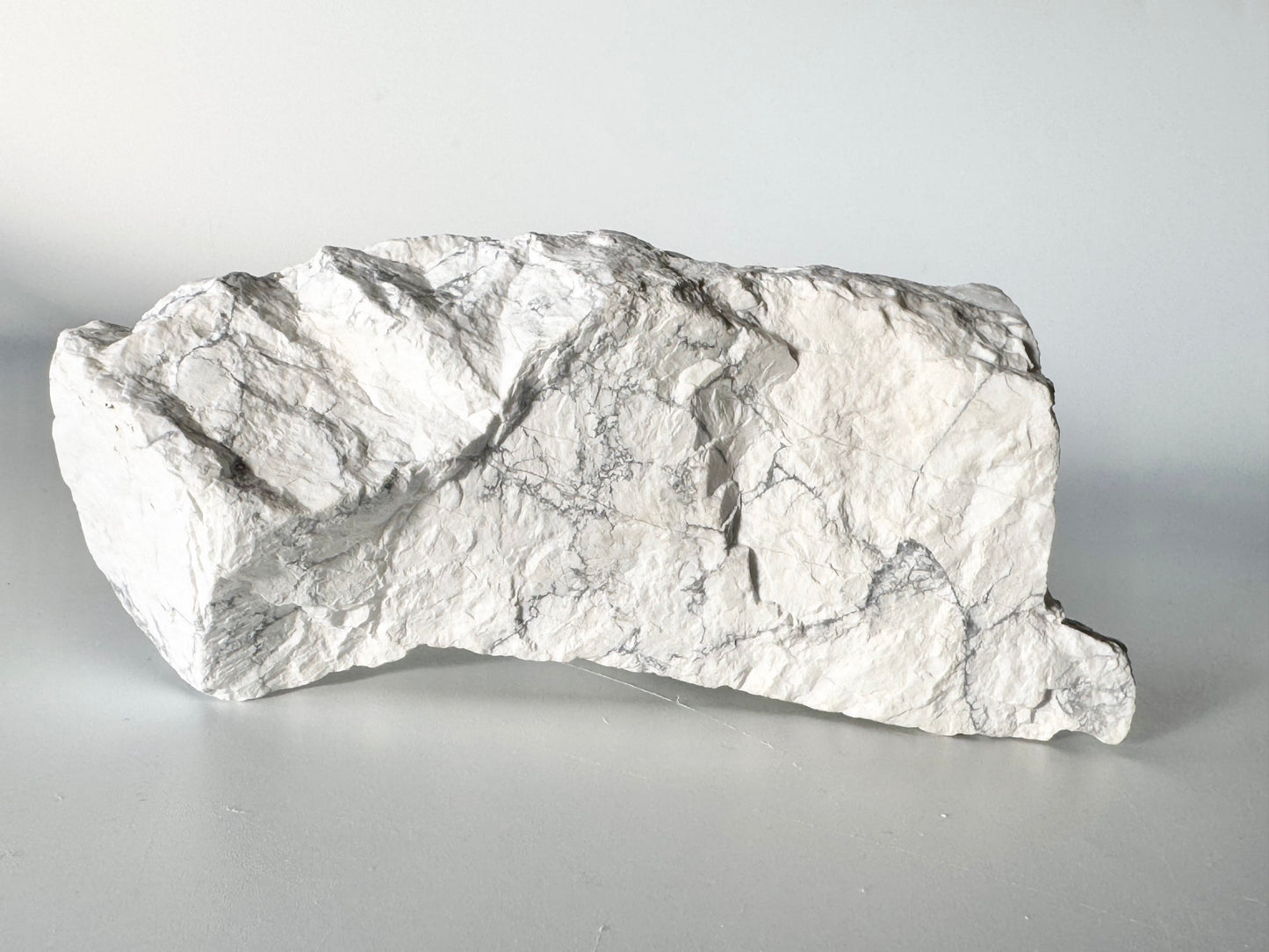 Howlite, Raw Display Piece