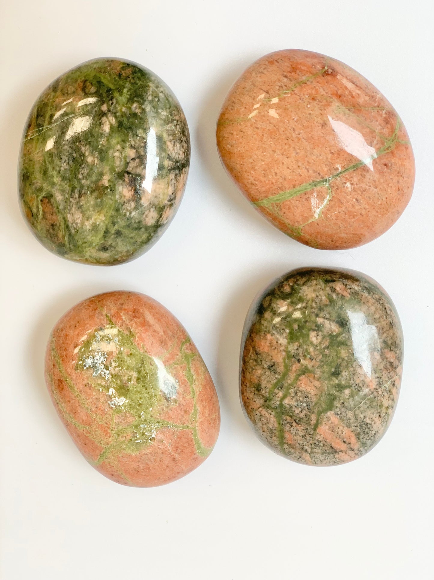 Palm Stones, choose your material