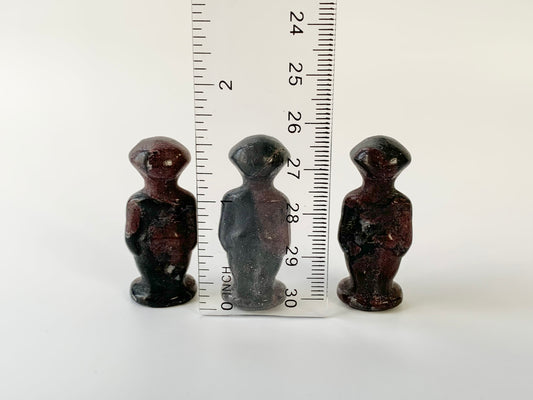 Mini Standing Alien Carving
