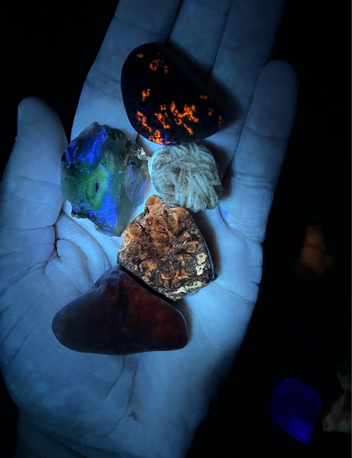 UV fluorescent Rock Set