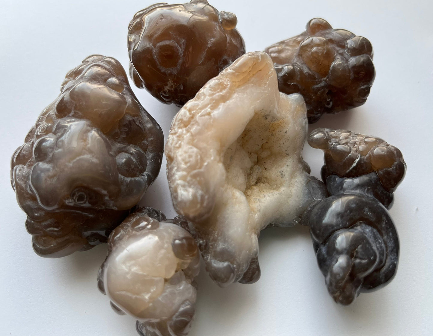 Polished blue Chalcedony nodules, botryoidal chalcedony, rocks and minerals, interesting rocks