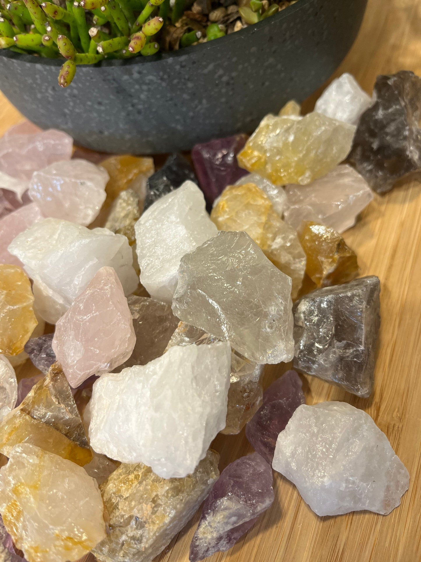 Quartz rough stone mix for tumbling or display, colorful tumbling rough