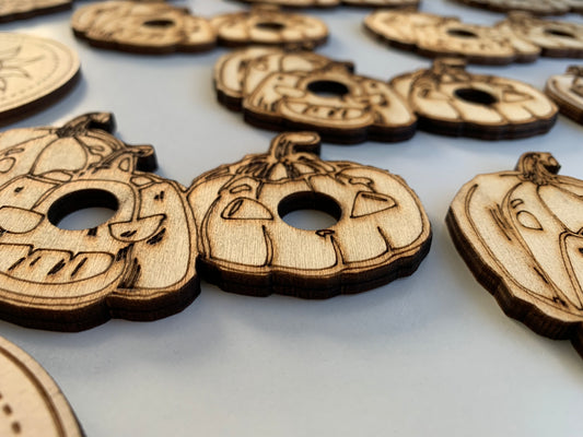 Pumpkin Wooden Mini Sphere Holder