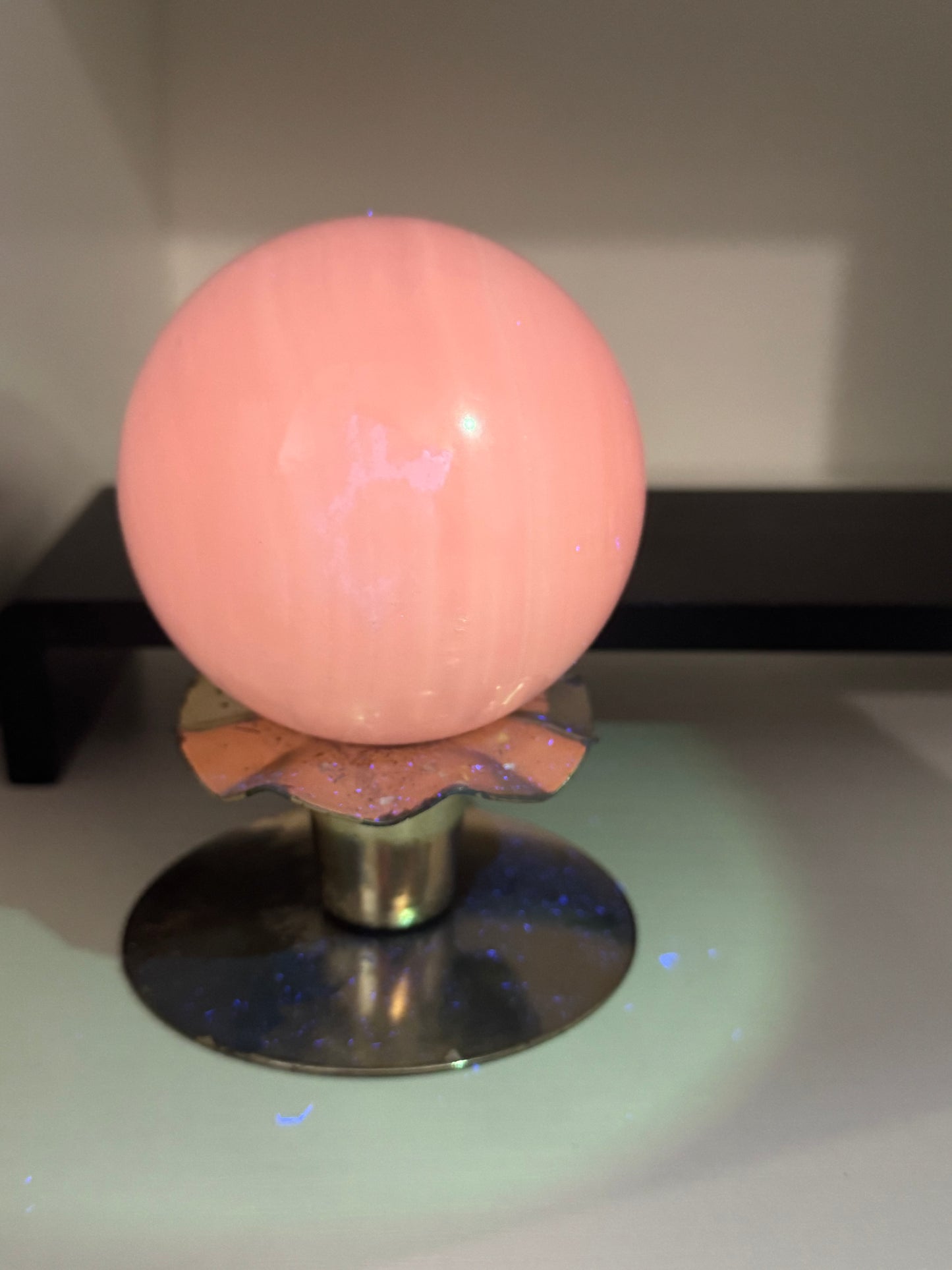Mangano Calcite Sphere