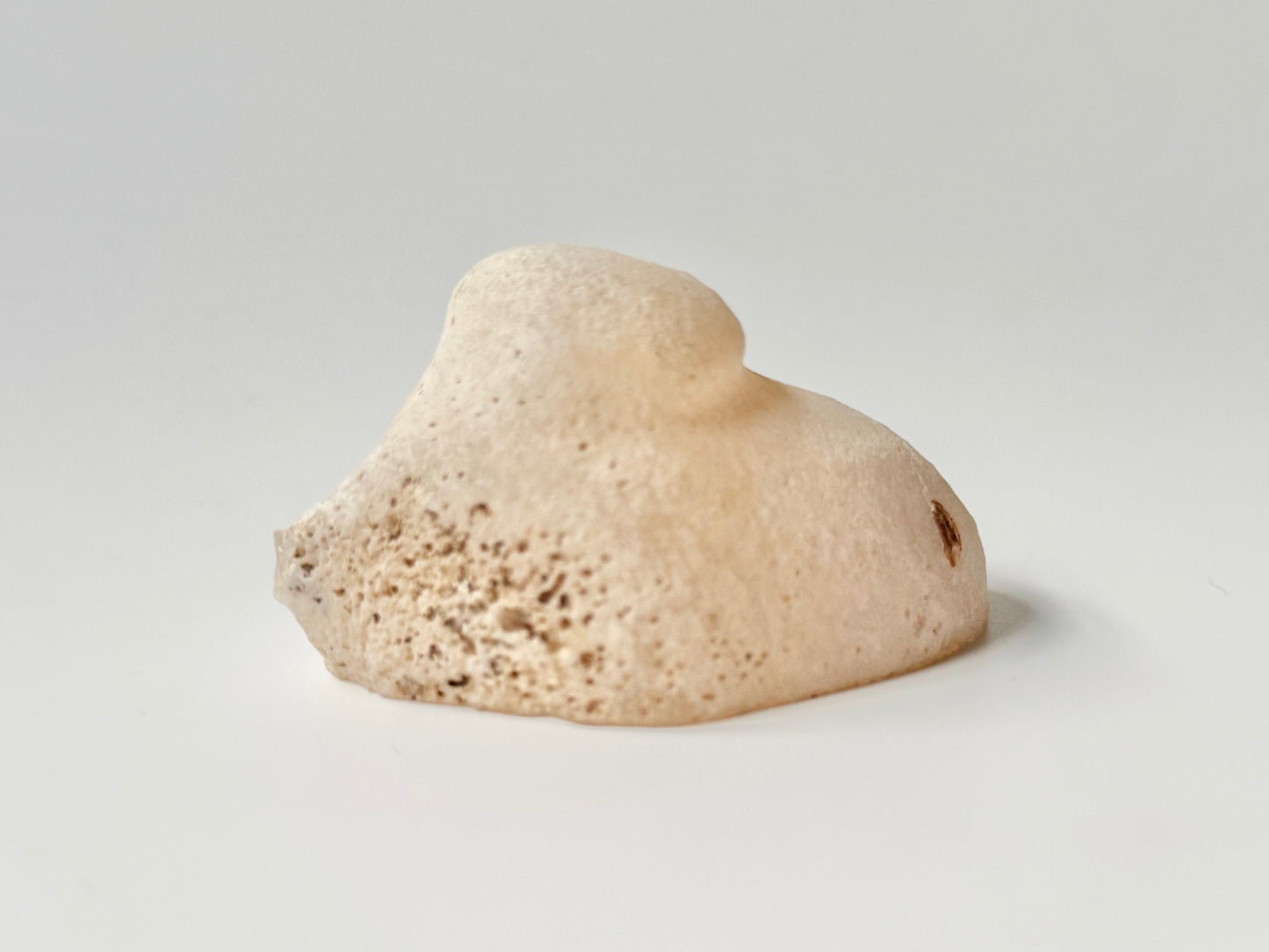 White agate nodule