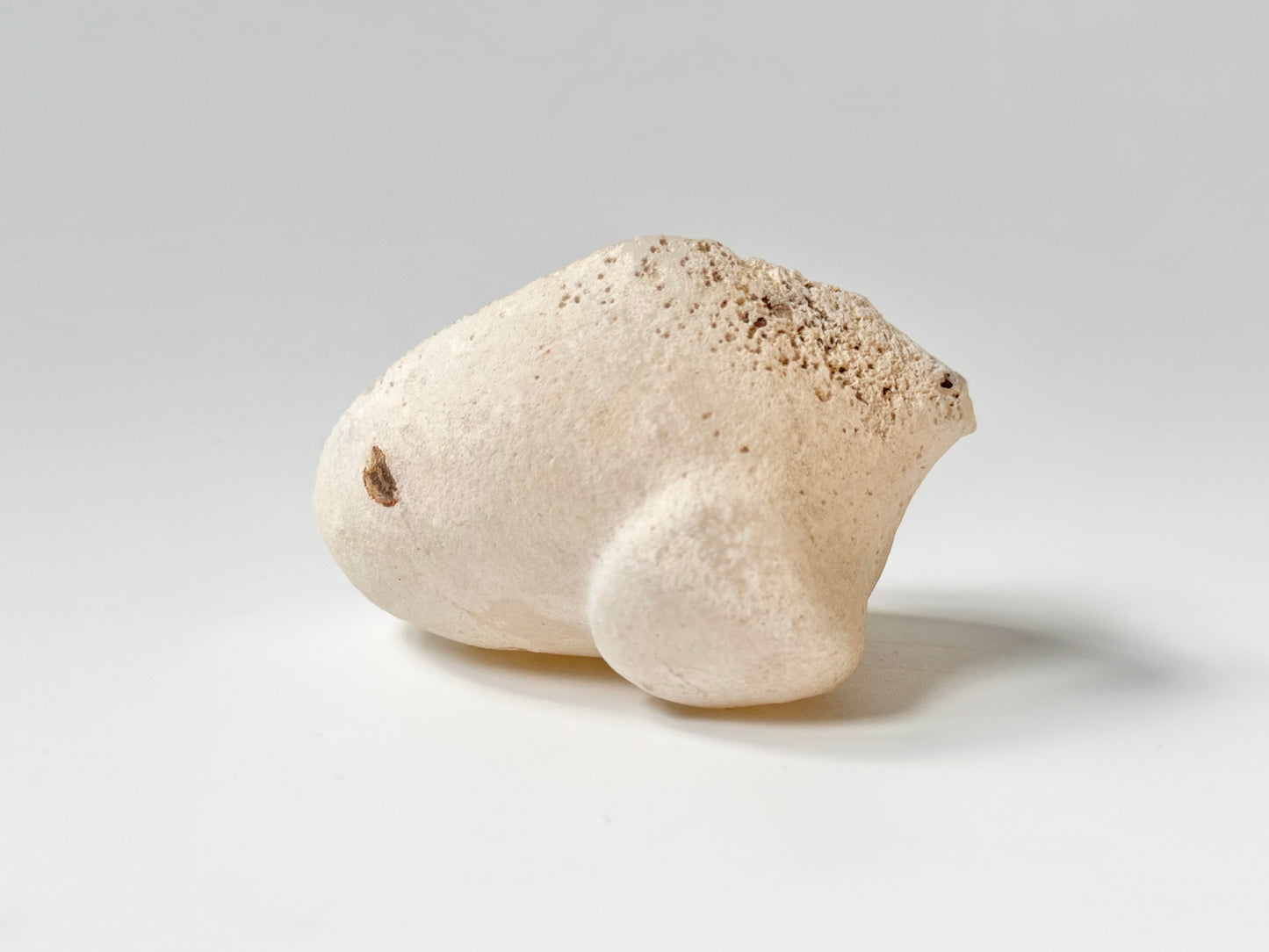 White agate nodule