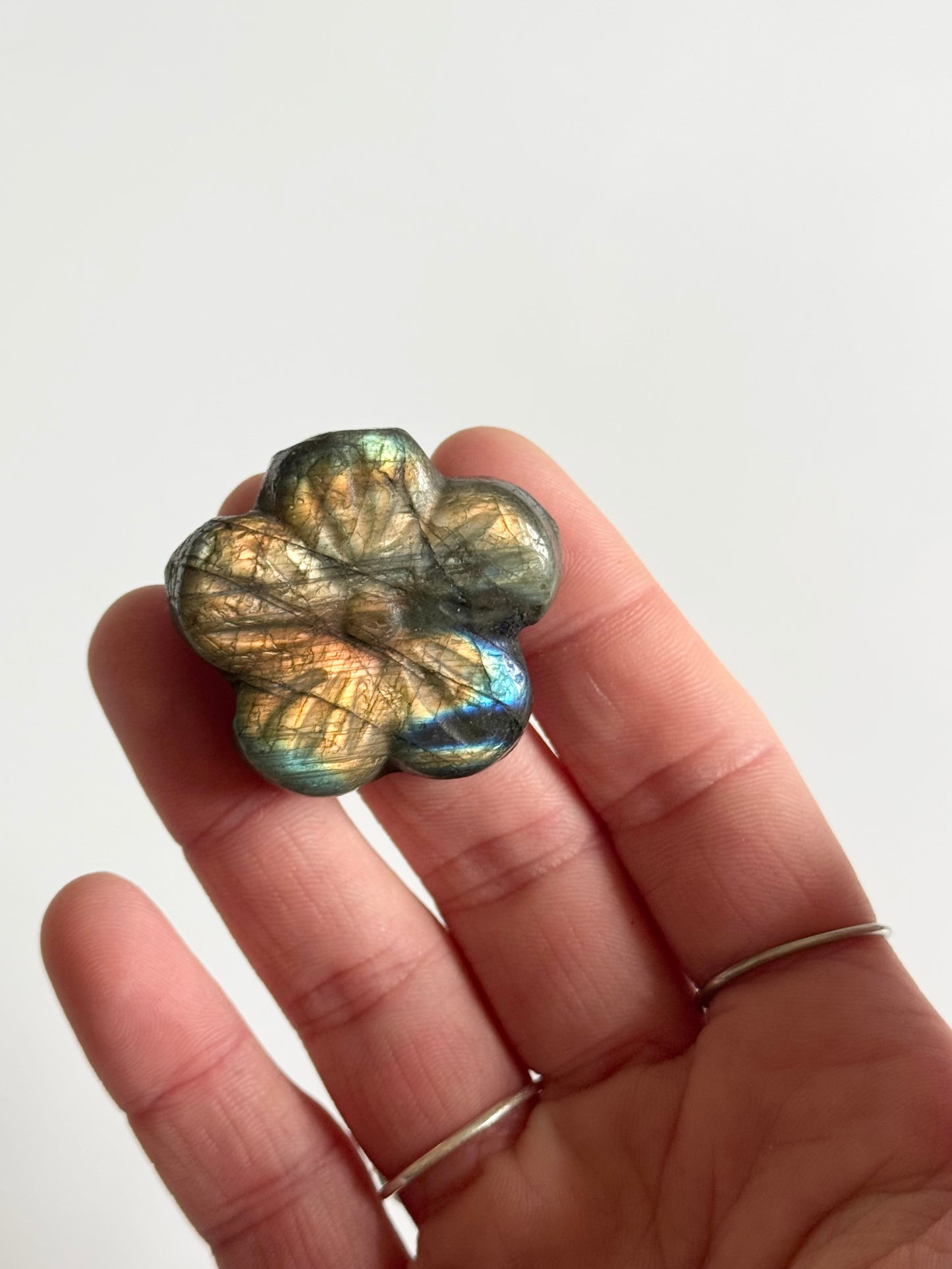 Labradorite Flat Flower Carving