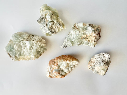 Prehnite, Raw