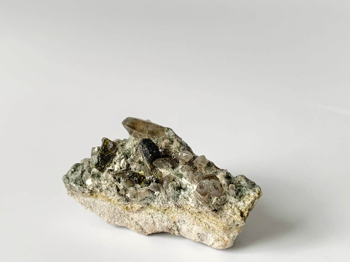 Smoky Quartz, epidote, actinolite  Small