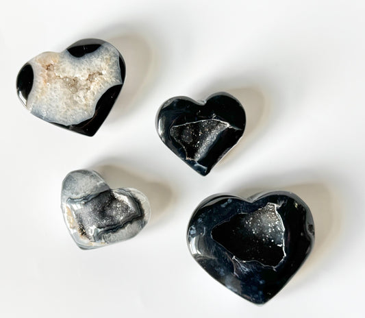 Druzy Agate Heart Carving