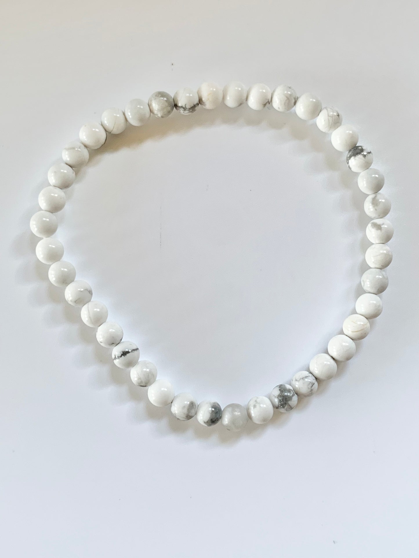 Howlite Round Bead Bracelet