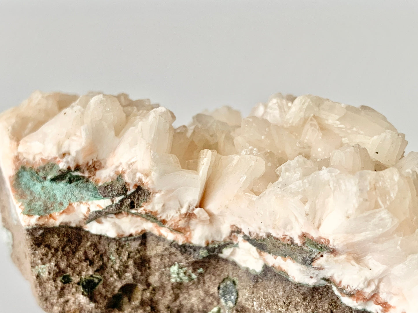 Peach Stilbite, raw