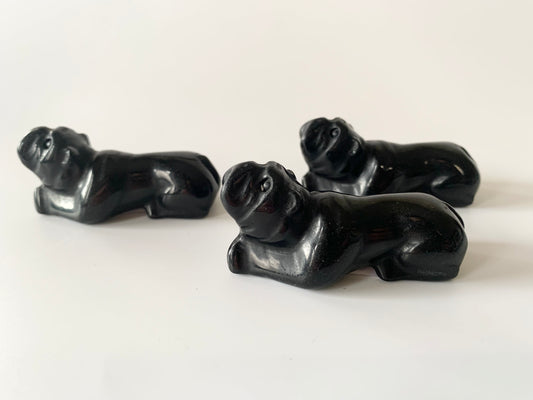 Laying Mastiff, Black obsidian