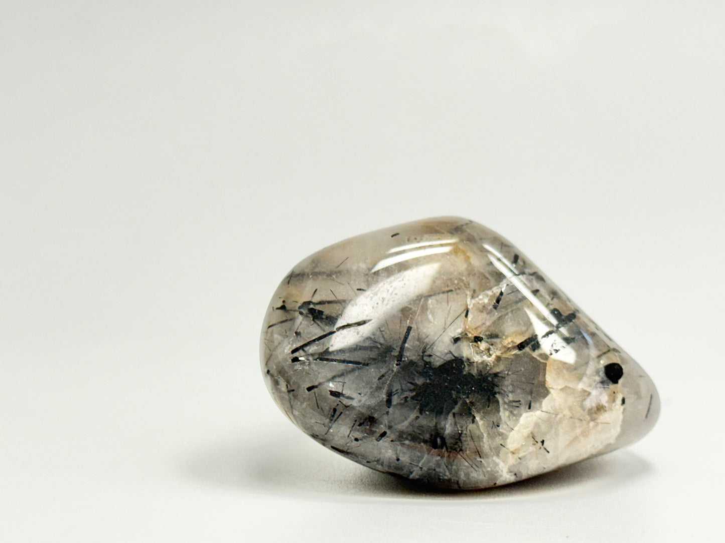 Tourmaline in Quartz