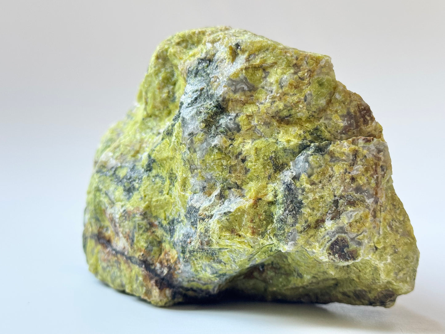 Green Opal, Raw