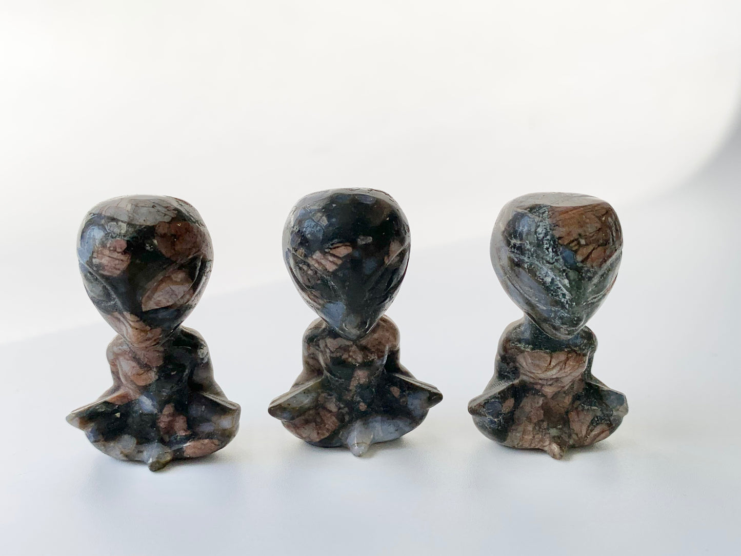 Mini Meditating Alien Carving