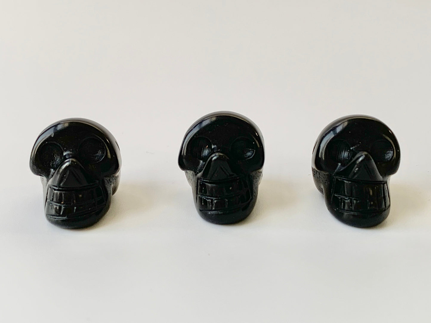 Mini Human Skull Carving