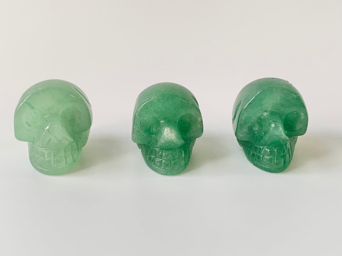 Mini Human Skull Carving