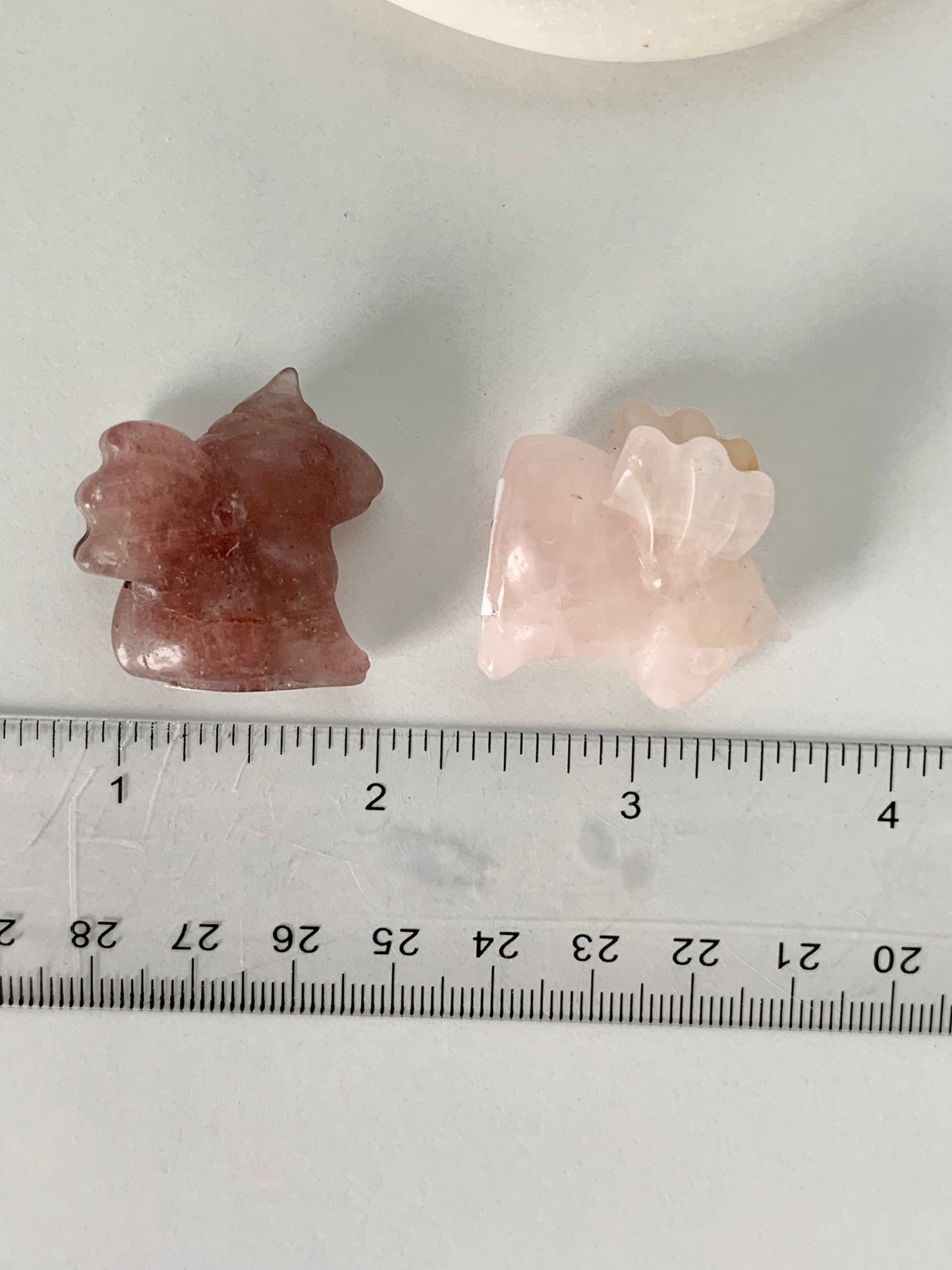 Mini Unicorn, rose quartz