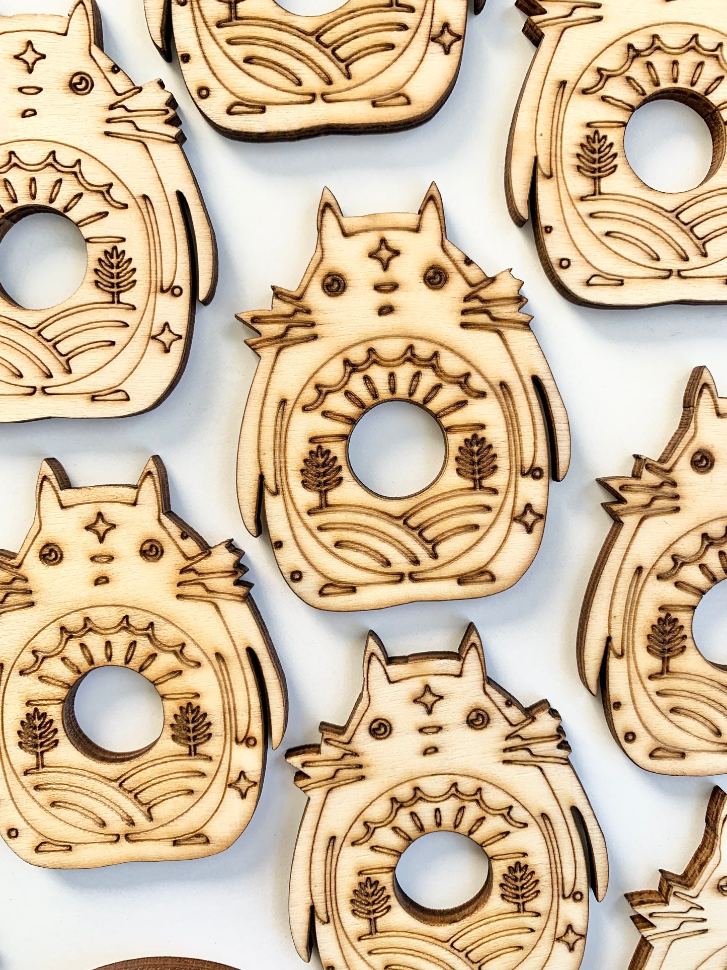 Cat Body, Anime character Wooden Sphere Holder