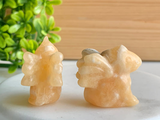 Mini Unicorn Carving, Yellow Calcite